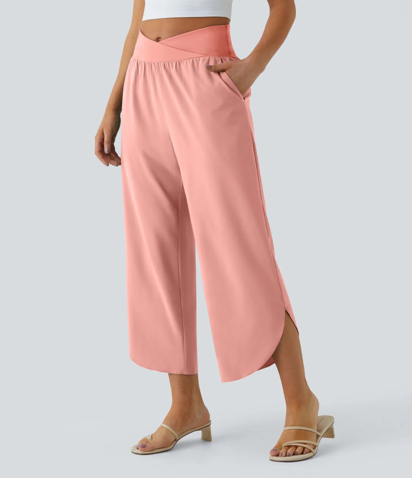 Breezeful™ - Pantaloni incrociati plissettati con vita alta e tasche laterali