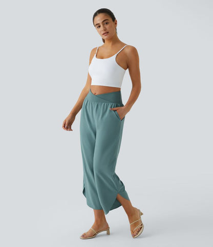 Breezeful™ - Pantaloni incrociati plissettati con vita alta e tasche laterali